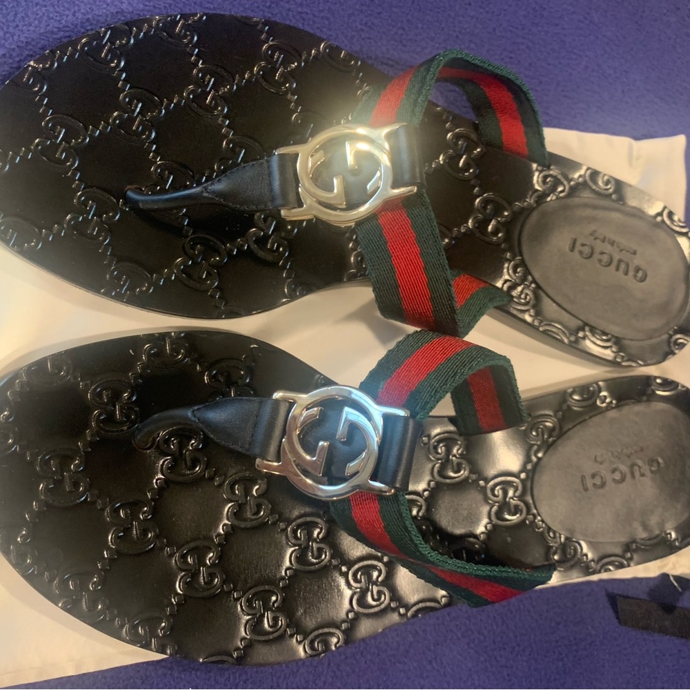 Gucci Black and Green Sandals - Picture 5 of 9